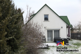 Dom wolno stojący w pobliżu Krosna Odrz.